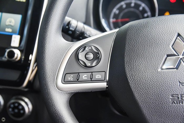 2024 Mitsubishi ASX ES