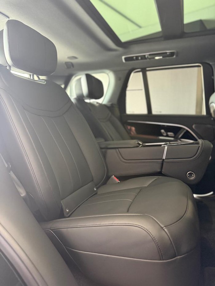 2024 Land Rover Range Rover P530 Autobiography
