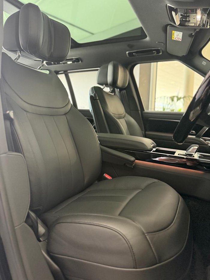 2024 Land Rover Range Rover P530 Autobiography
