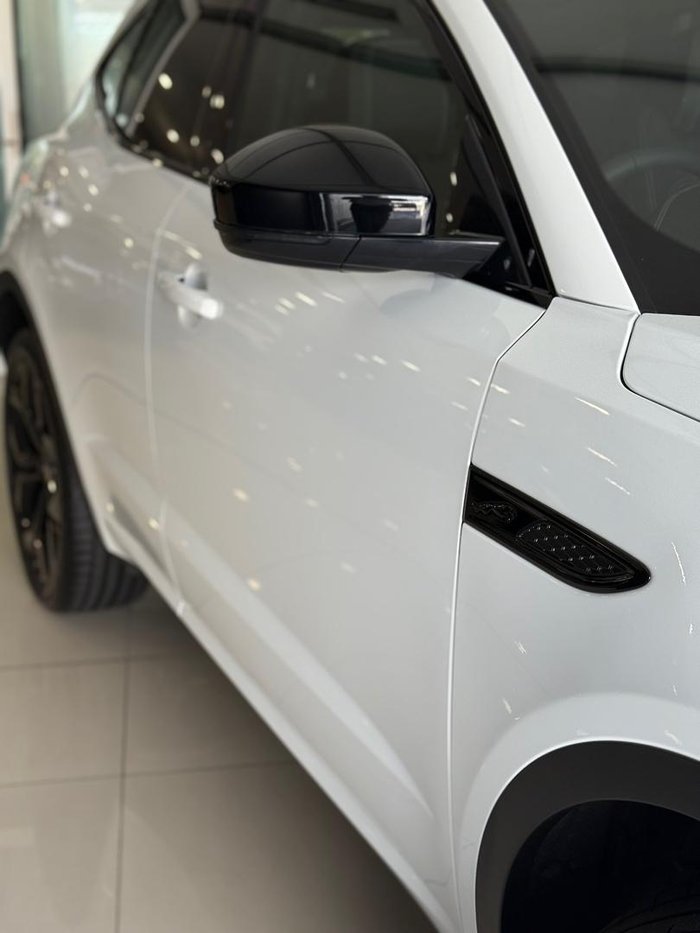 2024 Jaguar E-PACE P250 R-Dynamic SE