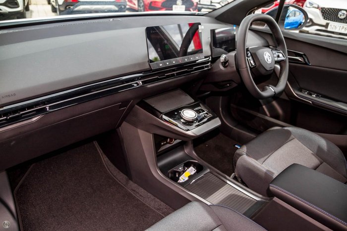 2024 MG MG4 Excite 51