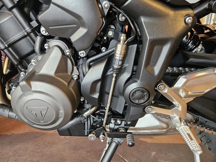 2025 Triumph Trident 660 Trident Black
