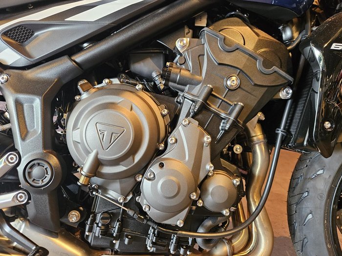 2025 Triumph Trident 660 Trident Black