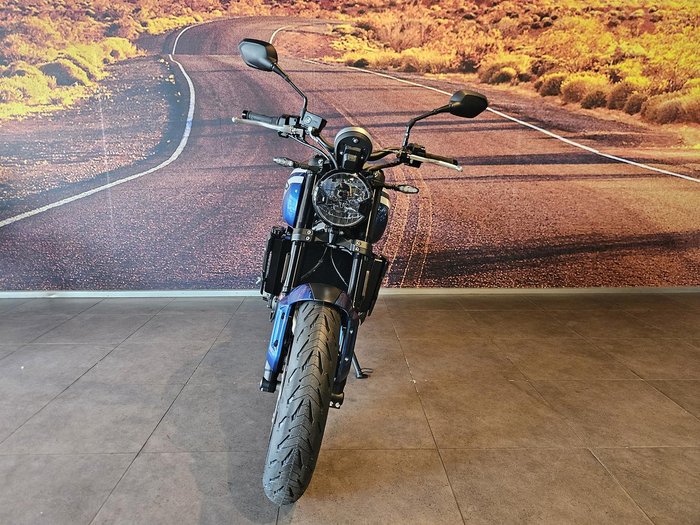2025 Triumph Trident 660 Trident Black