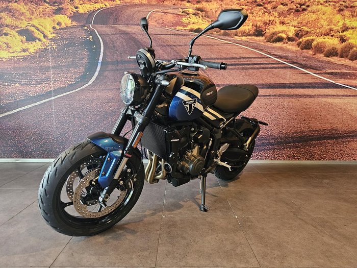 2025 Triumph Trident 660 Trident Black