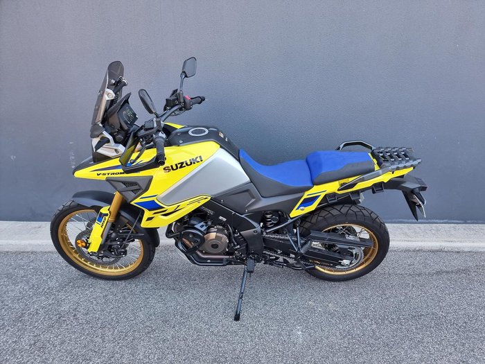 2024 Suzuki V-Strom 1050DE V-Strom Yellow