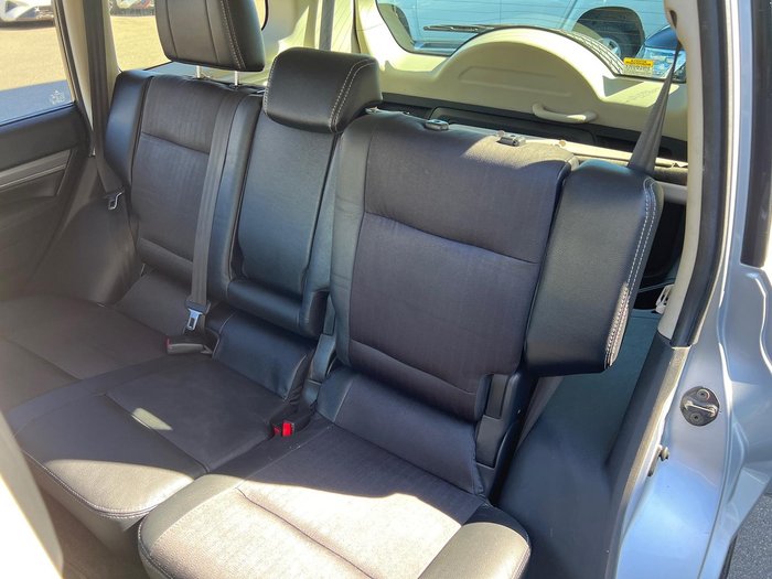 2013 Mitsubishi Pajero VR-X