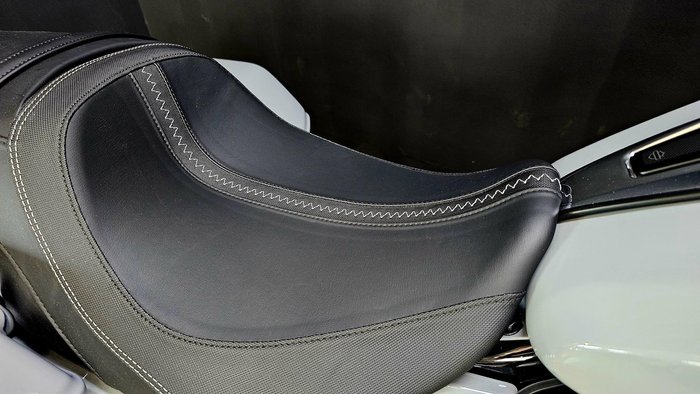 2025 Harley-Davidson Street Glide 117 (FLHX) Touring Grey