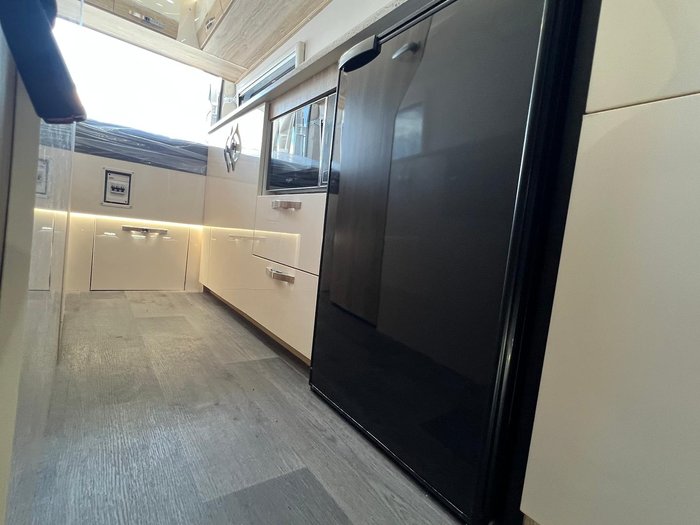 2025 Avan Applause 600-2