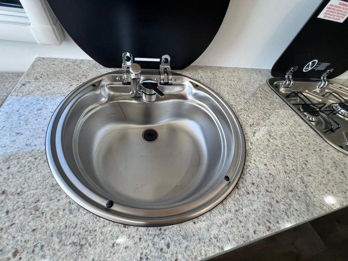 2026 Avan Applause 600-2