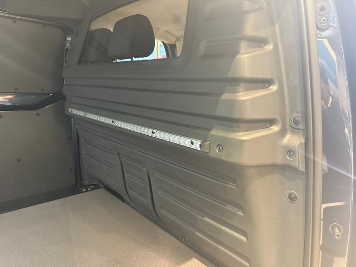 2025 Volkswagen ID. Buzz Cargo BEV550