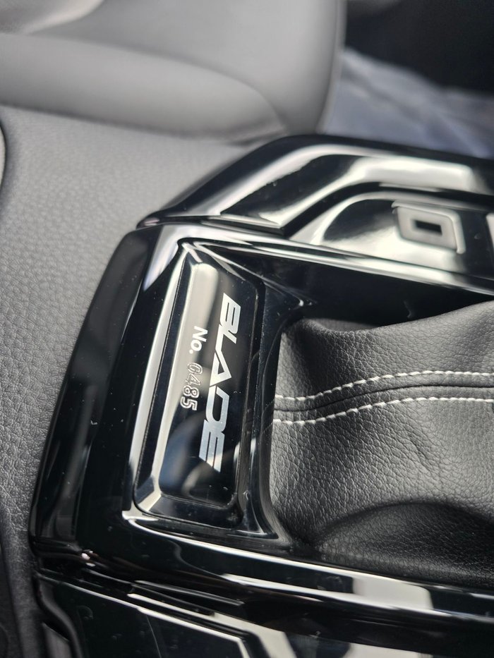 2024 Isuzu D-MAX BLADE