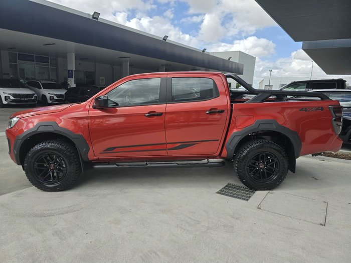 2024 Isuzu D-MAX BLADE