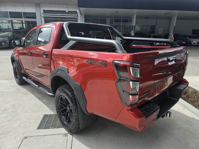 2024 Isuzu D-MAX BLADE