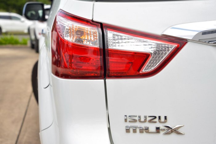 2021 Isuzu MU-X LS-U