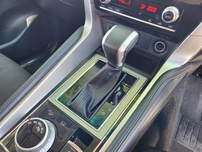 2021 Mitsubishi Pajero Sport GLX