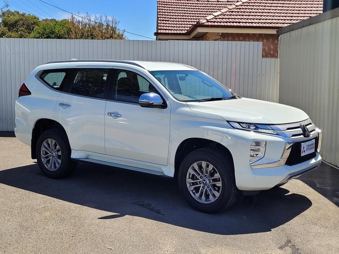 2021 Mitsubishi Pajero Sport GLX