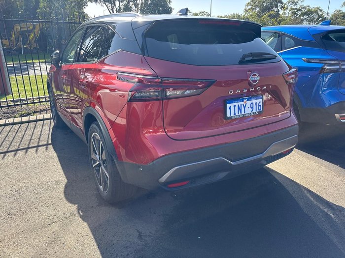 2024 Nissan QASHQAI Ti J12 MY24 Fuji Sunset Red with Pearl Black Roof