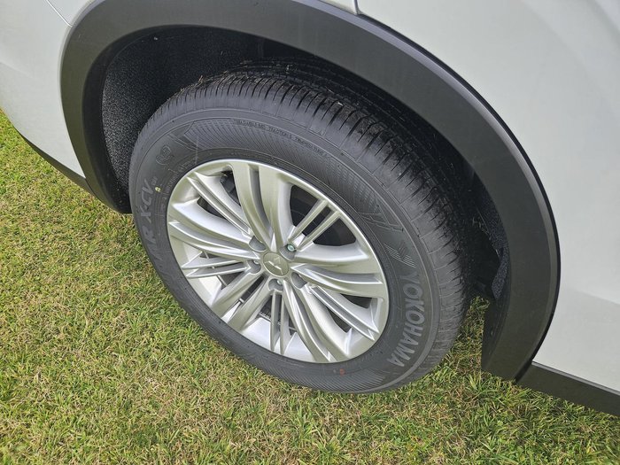 2024 Mitsubishi Outlander ES
