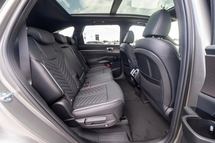 2024 Kia Sorento HEV GT-Line