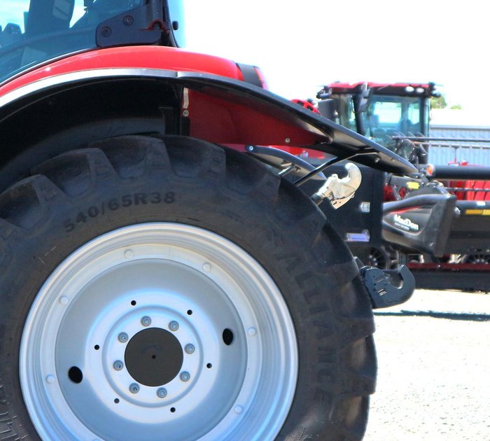 0 CASE IH Maxxum 140 RED