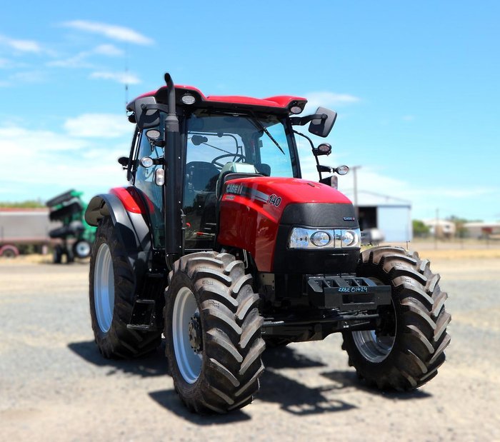 0 CASE IH Maxxum 140 RED