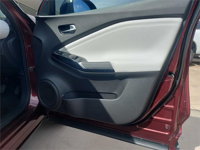 2023 Nissan JUKE ST-L+