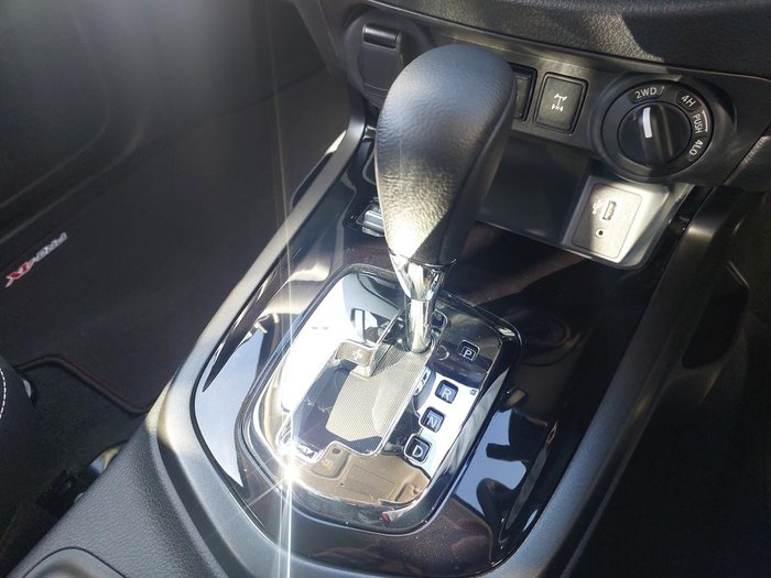 2024 Nissan Navara PRO-4X