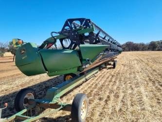 2019 John Deere S780 Combine & 740D Front With Trailer