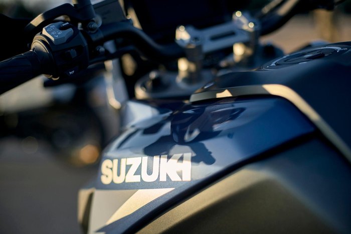 2023 Suzuki V-Strom 1050 V-Strom Blue