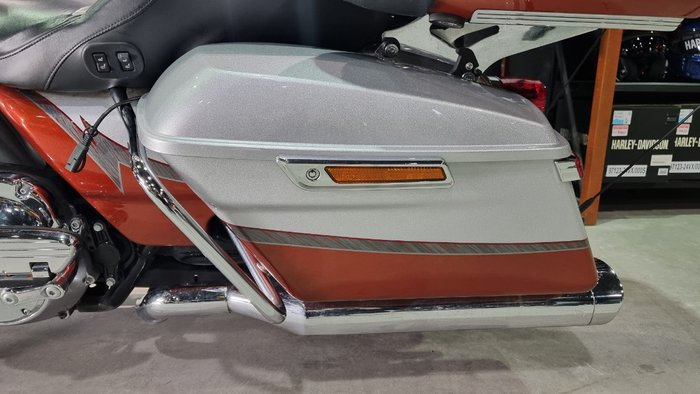 2014 Harley-davidson CVO LIMITED Brown