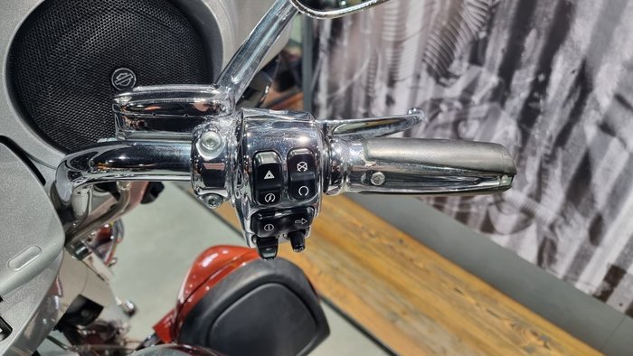 2014 Harley-davidson CVO LIMITED Brown