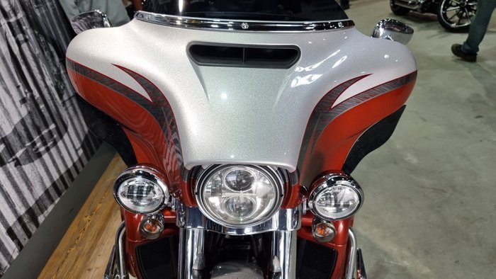 2014 Harley-davidson CVO LIMITED Brown