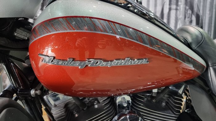 2014 Harley-davidson CVO LIMITED Brown