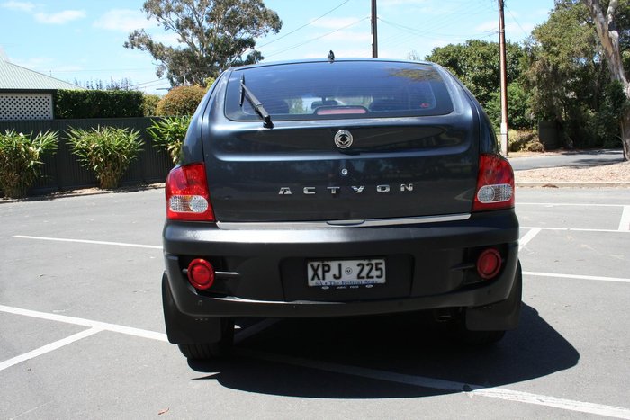 2007 SsangYong Actyon Limited 100 Series 4X4 Grey
