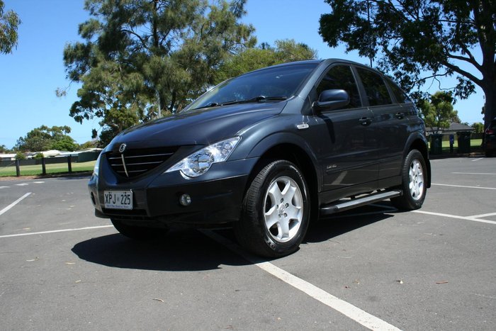 2007 SsangYong Actyon Limited 100 Series 4X4 Grey