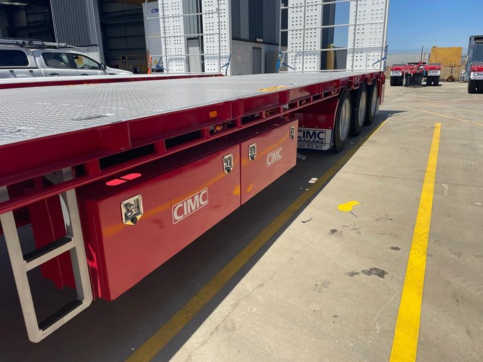 2025 CIMC 45' Drop Deck With Ramps (Single & Bifold Available) 