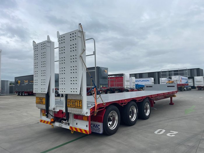 2025 CIMC 45' Drop Deck With Ramps (Single & Bifold Available) 
