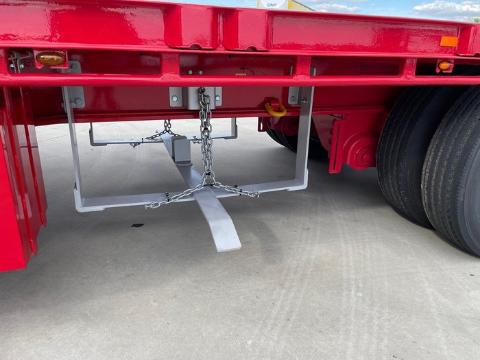 2025 CIMC 45' Drop Deck With Ramps (Single & Bifold Available)