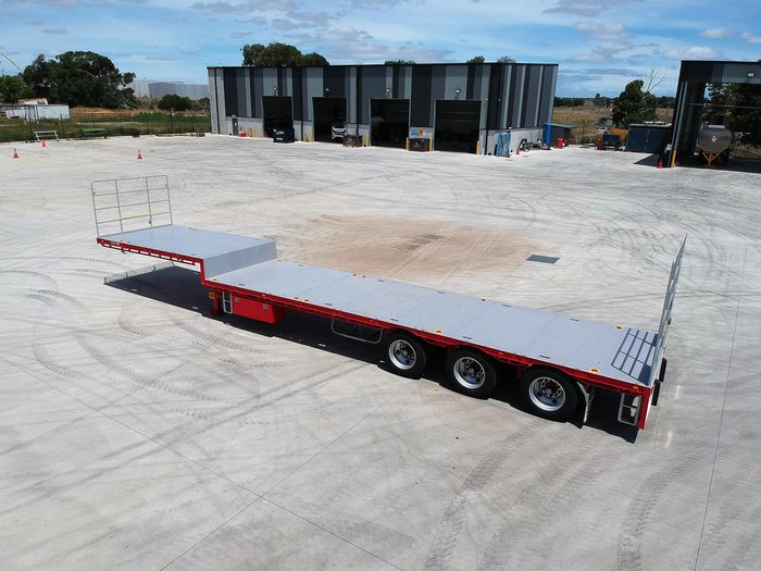 2026 CIMC 45' / 13.73M Drop Deck Flat Top (Roadtrain Prov)