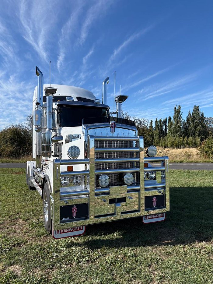 2024 Kenworth T909