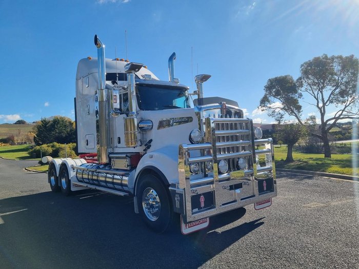 2024 Kenworth T909