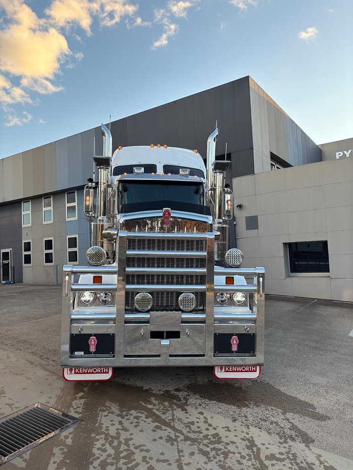2024 Kenworth T909