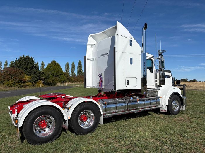 2024 Kenworth T909