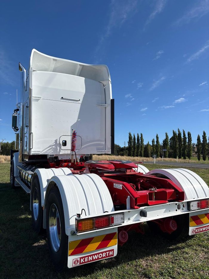 2024 Kenworth T909