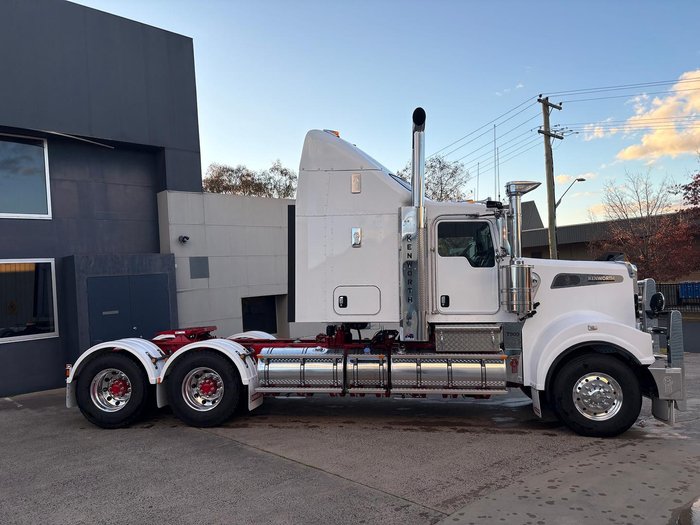 2024 Kenworth T909