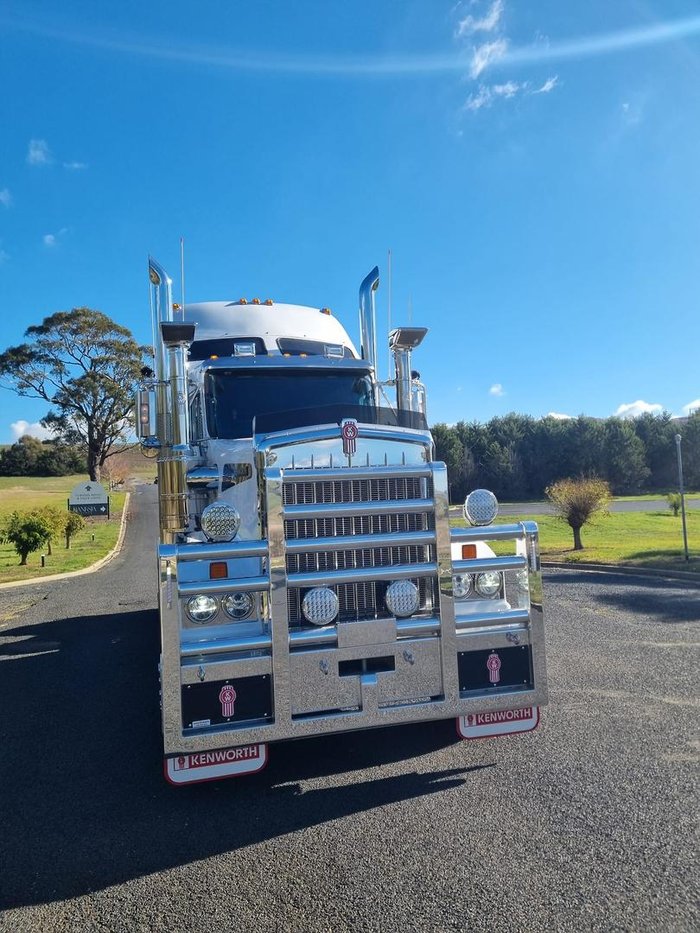 2024 Kenworth T909