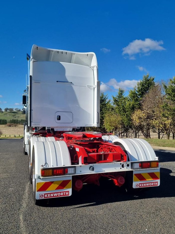 2024 Kenworth T909