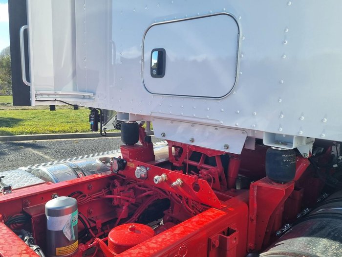 2024 Kenworth T909