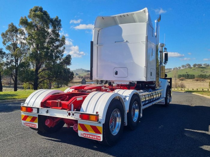 2024 Kenworth T909